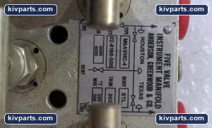 Derson Greenhood 219-031 Anderson Greenwood Five Valve – actual item, photo 5 of 7