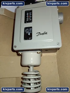 Danfoss RT4-17-5036 Pressure Switch Room Thermostat – actual item, photo 2 of 4