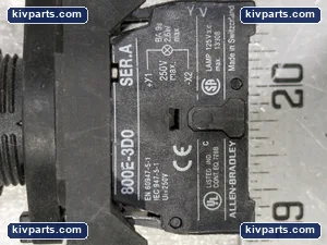 Allen-Bradley 800E-3D0 Pushbutton – actual item, photo 2 of 6