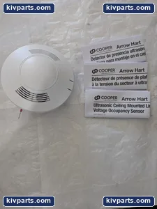Cooper AHAC-U-2000-DMV Voltage Occupancy Sensor – actual item, photo 3 of 5