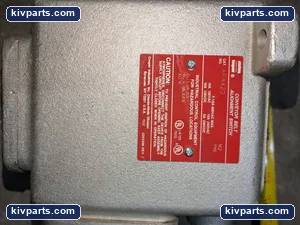 Crouse-Hinds AFAX20 Conveyor Belt Alignment Switch – actual item, photo 5 of 7