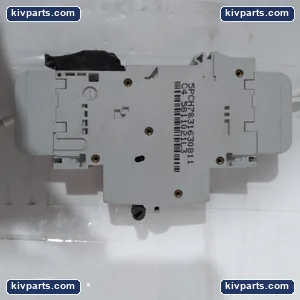 General Electric EP101ULH C4 Miniature Circuit Breaker – actual item, photo 3 of 4
