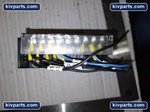 Omron CJ1W-OC211 Relay – actual item, photo 4 of 6
