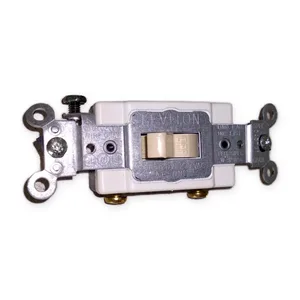 Leviton CS120-2I Toggle Switch