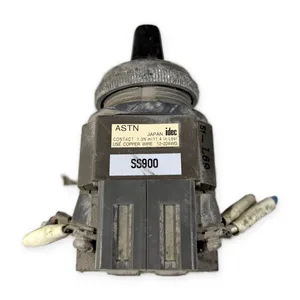 IDEC Switch Black Knob Contact Block