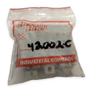 Arrow Hart 42002-C Ceramic Body Screw Terminal