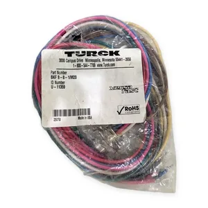Turck U-11359 VersaFast Female Receptacle – actual item, photo 1 of 7