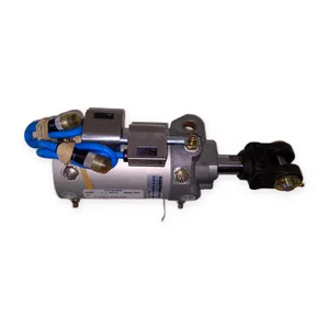 SMC Clamp Cylinder – actual item, photo 1 of 3