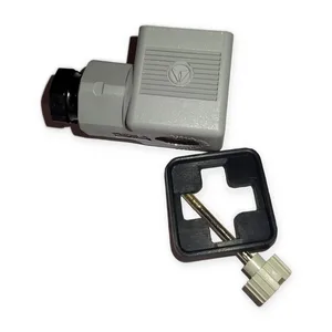 Amphenol C164Z Connector – actual item, photo 1 of 5