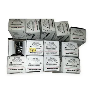 Cooper AH5361 Arrow Hart Single Receptacle