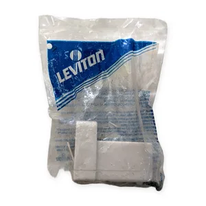 Leviton 660W-600V Lampholder Recessed Contact