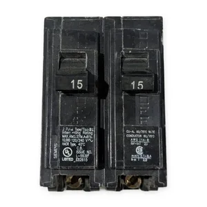 Siemens E82615 Circuit Breaker – actual item, photo 1 of 6