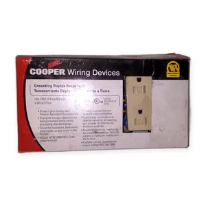Cooper TR1107V Receptacle – actual item, photo 1 of 4