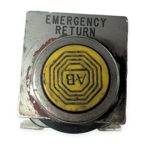Allen-Bradley 800T-A Pushbutton