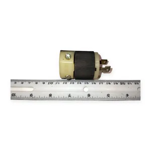Hubbell Lock Flanged Male Locking Plug