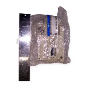 SMC SV3000-51D-10AR-C1-2 Manifold Block – actual item, photo 1 of 3