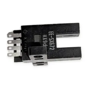 Omron EE-SX672 Photoelectric Sensor