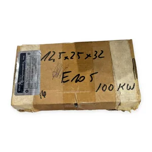 E105 – actual item, photo 1 of 4