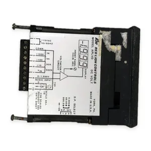 Red Lion I1000 DC Voltmeter Digital Panel Meter