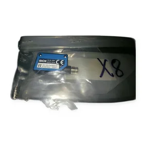 SICK WL100-P4330S14 Retro-Reflective Sensor