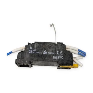 16Z3W2 Relay Socket Base