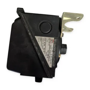 United Electric H300 9576 453 Pressure Switch
