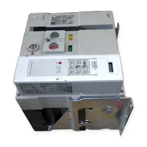 UAS-16D3-16P Voltage AC Power Circuit Breaker