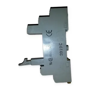 Omron P2AF-08-E Socket Relay – actual item, photo 1 of 2