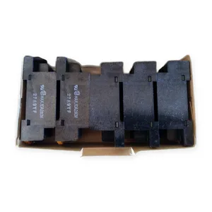 Omron 2XC08 Relay Socket Base