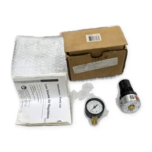 Graco 110147 Pressure Regulator with Gauge