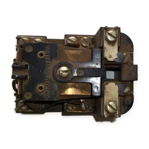 General Electric CR2790E100H25 Control Relay