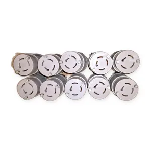 Crouse-Hinds Hart Dead Front Plug