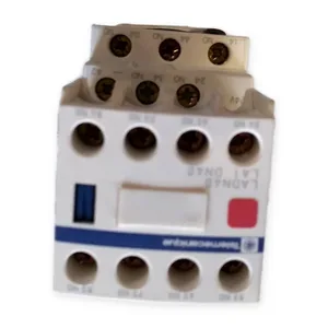 Telemecanique CAD90REQ3828G4 Control Relay