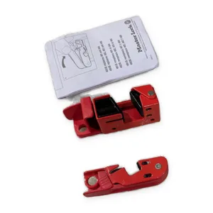 Master Lock 506 Grip Tight Circuit Breaker