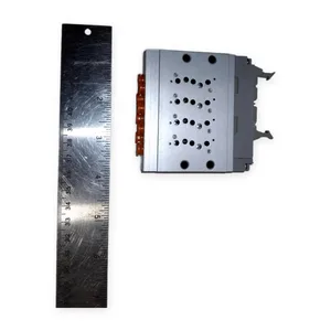 SMC SS5Y3-42P-04-N3F Plug-In Valve Manifold Base