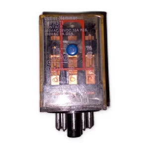 Cutler-Hammer D8PR3T1 Plug-In Relay