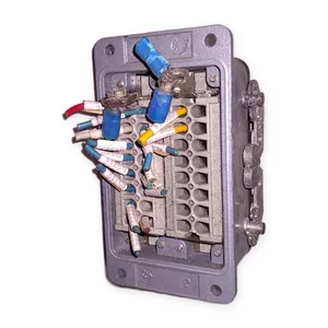 Harting C16A Connector – actual item, photo 1 of 5