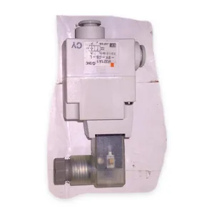 SMC VQ21A1-9Y-C6-L 5 Port Pilot Solenoid Air Valve – actual item, photo 1 of 4
