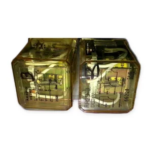 IDEC RR3B-U Ice Cube Relay