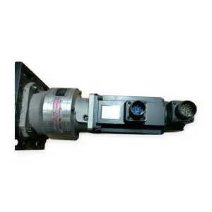 Yaskawa USAREM-03CF-J51 AC Servo Motor with Encoder