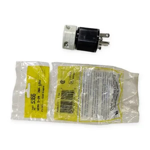 5366 5-20 20A 125V Plug Safeway