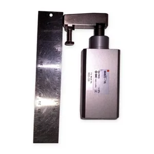 SMC MKB25-10LN Pneumatic Rotary Clamp Cylinder – actual item, photo 1 of 3