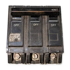 General Electric LP-2879 Circuit Breaker – actual item, photo 1 of 4