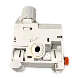 SMC ARM11AB2-R55-AZ Manifold Mount Air Regulator