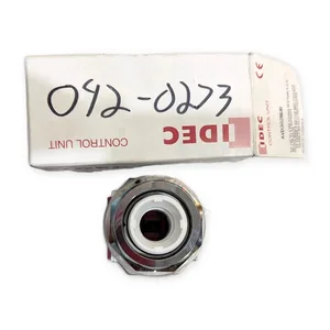IDEC AVD302NUR Emergency Stop Switch – actual item, photo 1 of 7