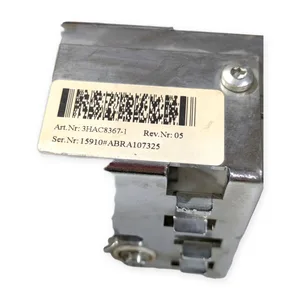 ABB 3HAC8367-1 Door Interlock Mains Switch – actual item, photo 1 of 5