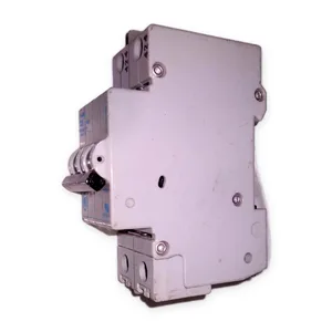 General Electric V37203 Miniature Circuit Breaker