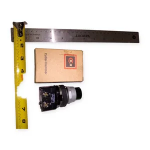 Cutler-Hammer HT8GBGV7 Pushbutton
