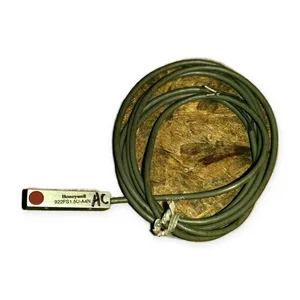 Honeywell 922FS1.5U-A4N Inductive Proximity Sensor