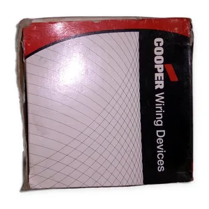 Cooper 5152GY-BOX Receptacle